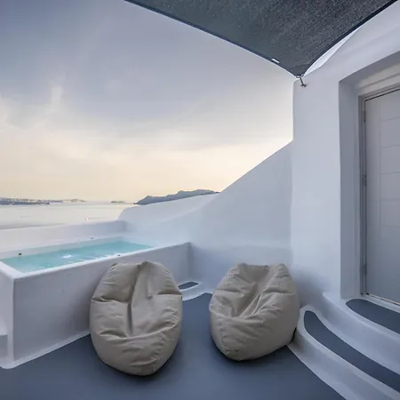 Three Domes - An Iconic Collection Apartment