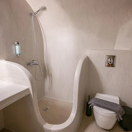 Three Domes - An Iconic Collection Apartment